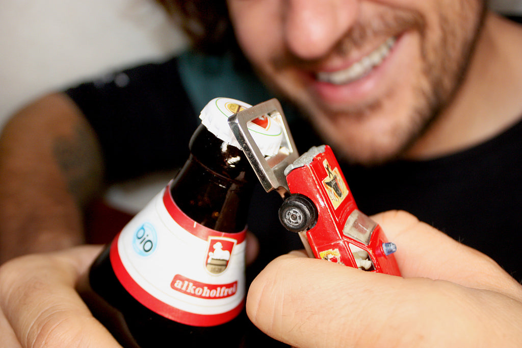 VW T2 Pritsche blau Flaschenöffner