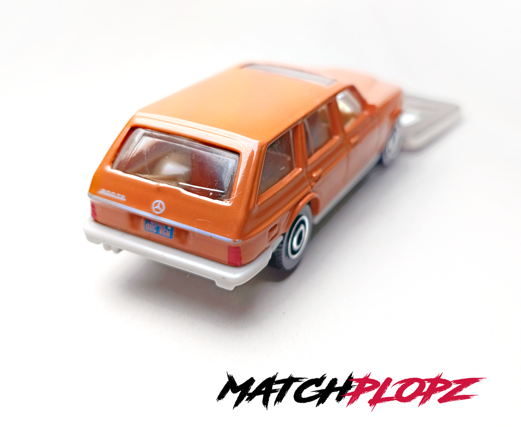 Mercedes Benz W123 Flaschenöffner