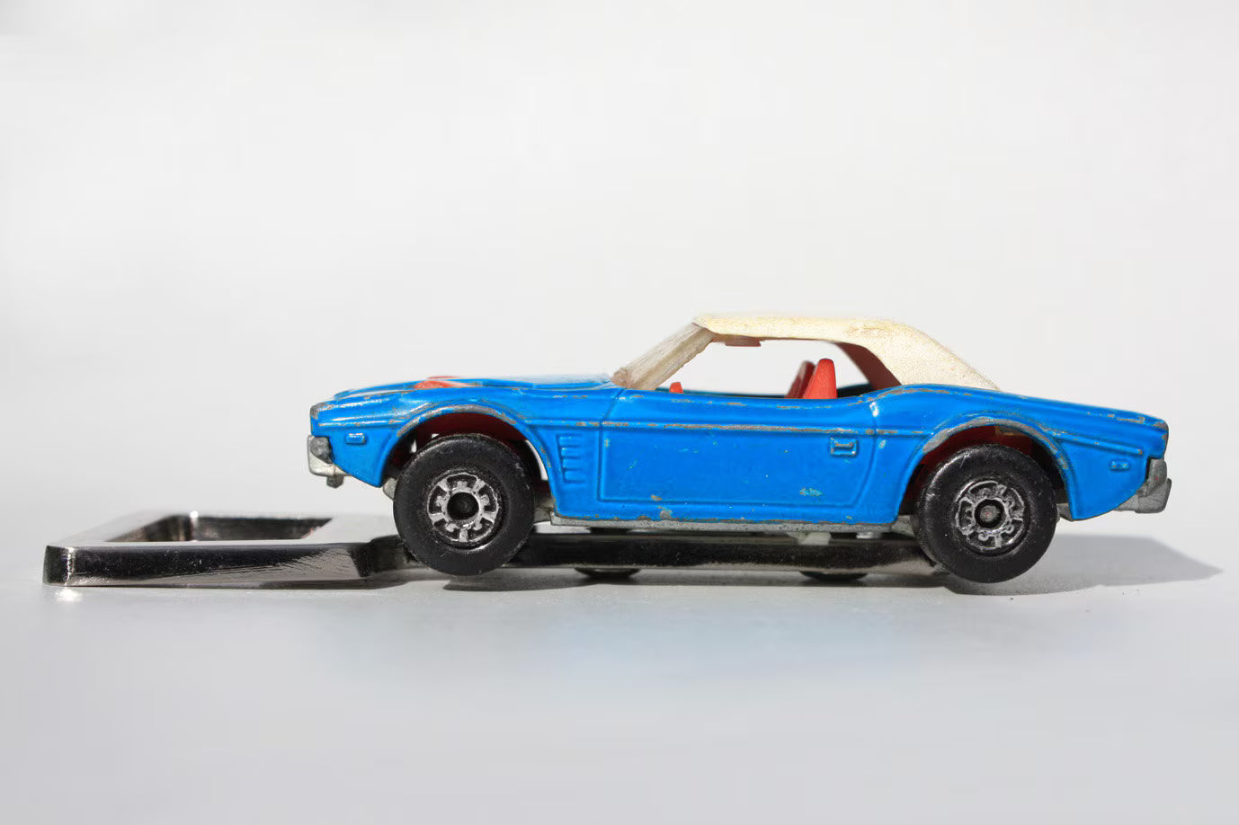 DODGE CHALLENGER bottle opener model car toy car from MATCHPLOPZ vintage retro gift birthday gift friend man car blue