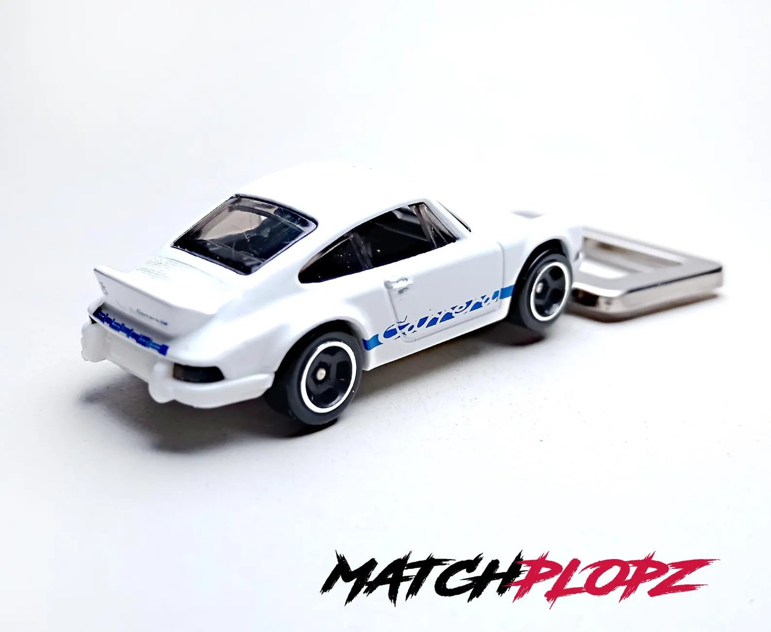 Porsche 911 Carrera weiss Flaschenöffner